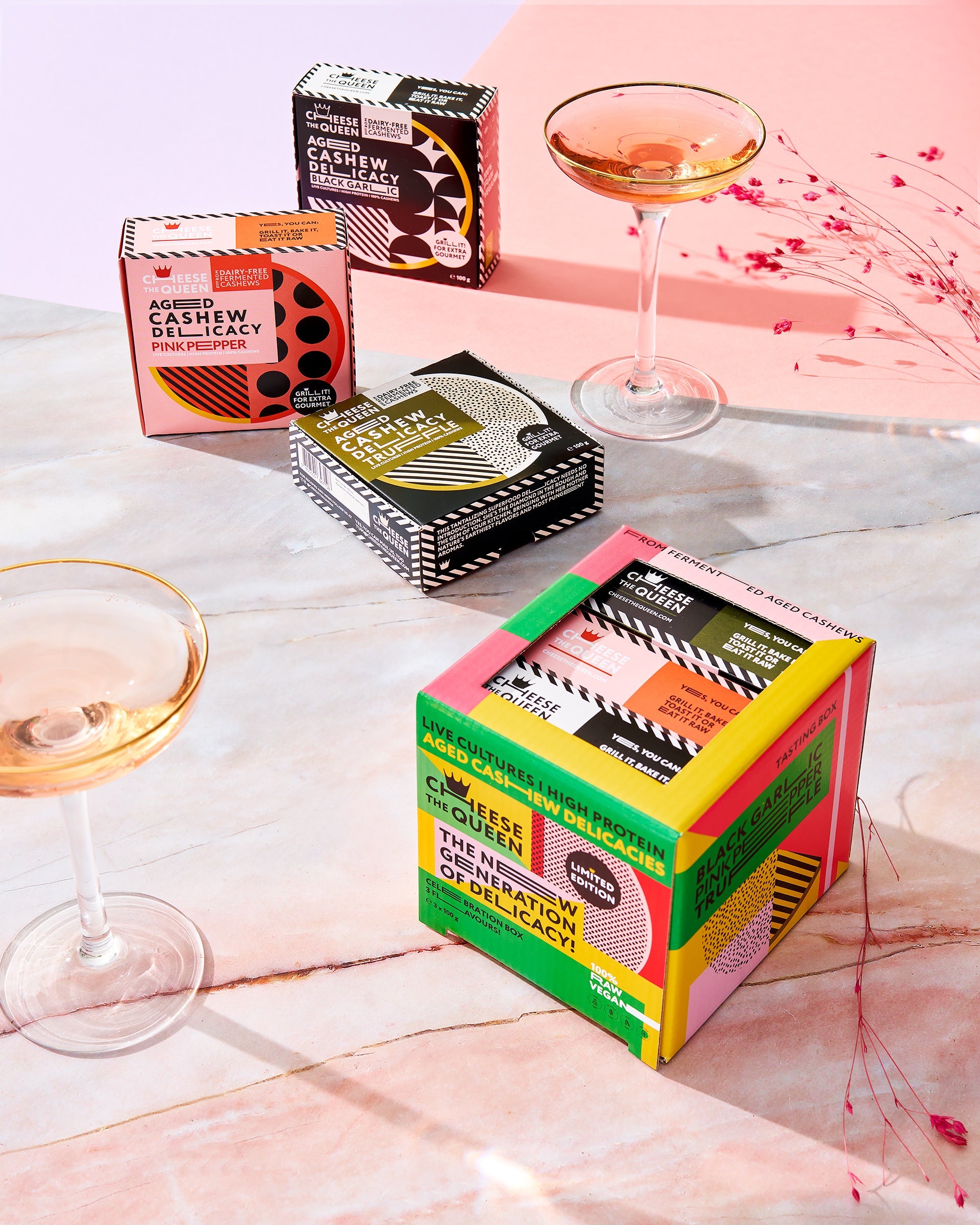 CELEBRATION BOX with 3 flavours CHEESE THE QUEEN-2