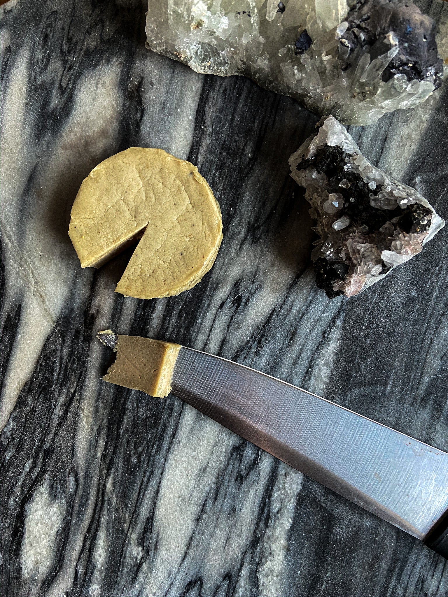 CLASSIC Box of 6 Aged Cashew Delicacies-1