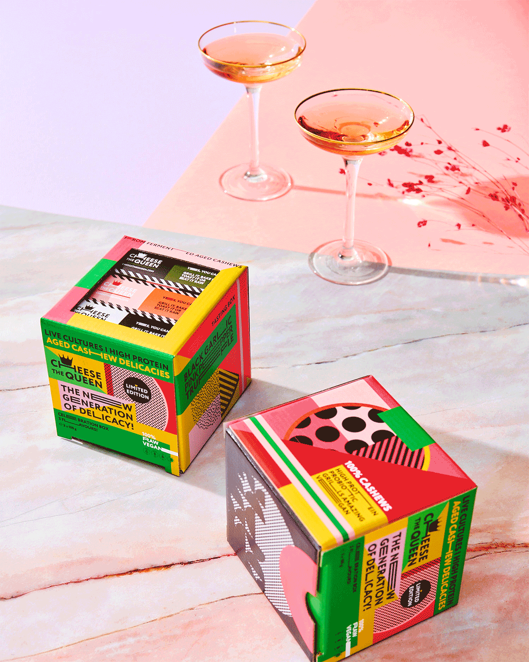 CELEBRATION BOX with 3 flavours CHEESE THE QUEEN-0