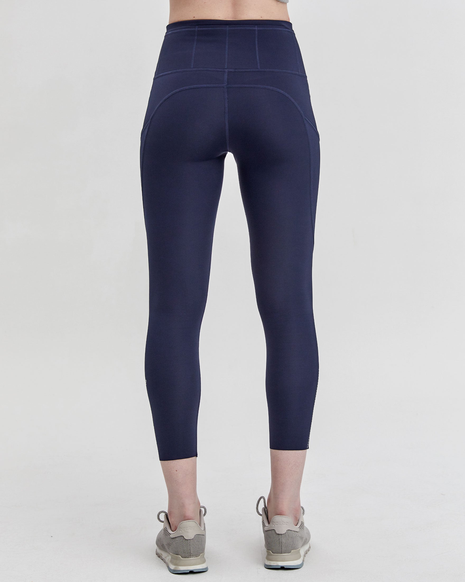 Energy Reflective Silkiflex™ Legging 21.5"-14