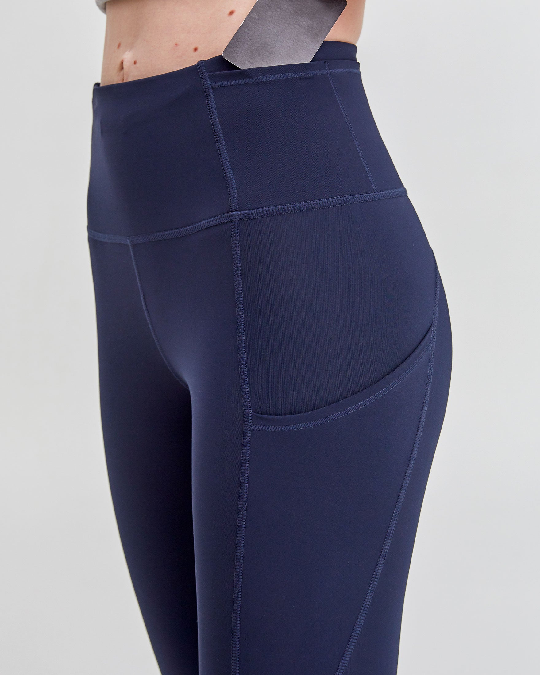Energy Reflective Silkiflex™ Legging 21.5"-11