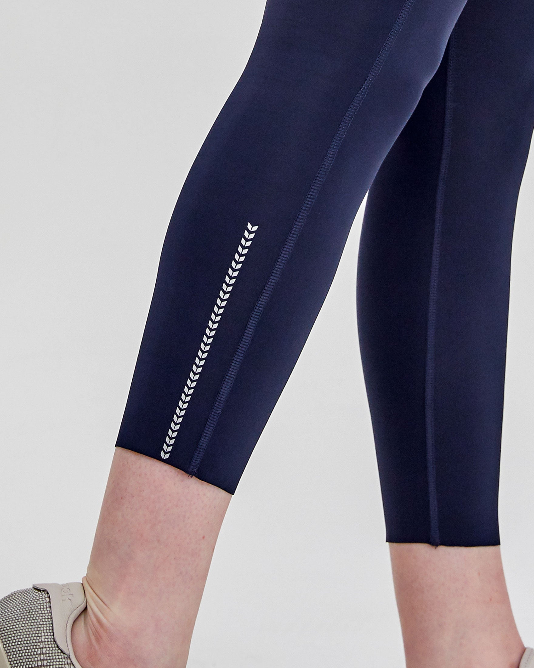 Energy Reflective Silkiflex™ Legging 21.5"-13