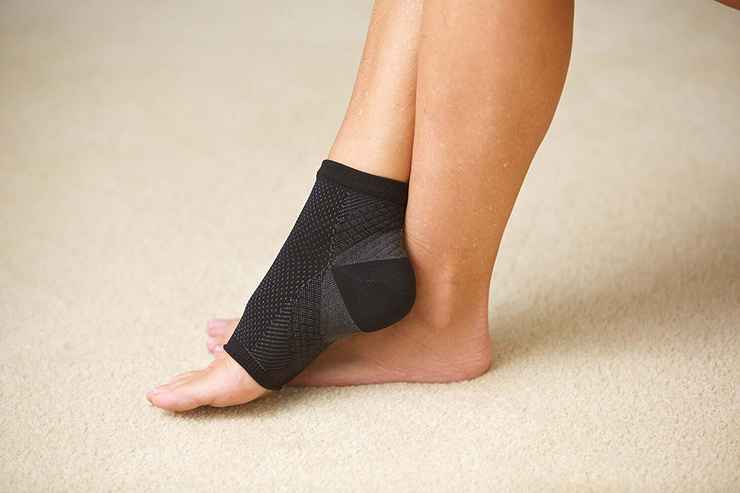 Anti-Fatigue Compression Sock for Improved Circulation, Swelling, Plantar Fasciitis and Tired Feet-5
