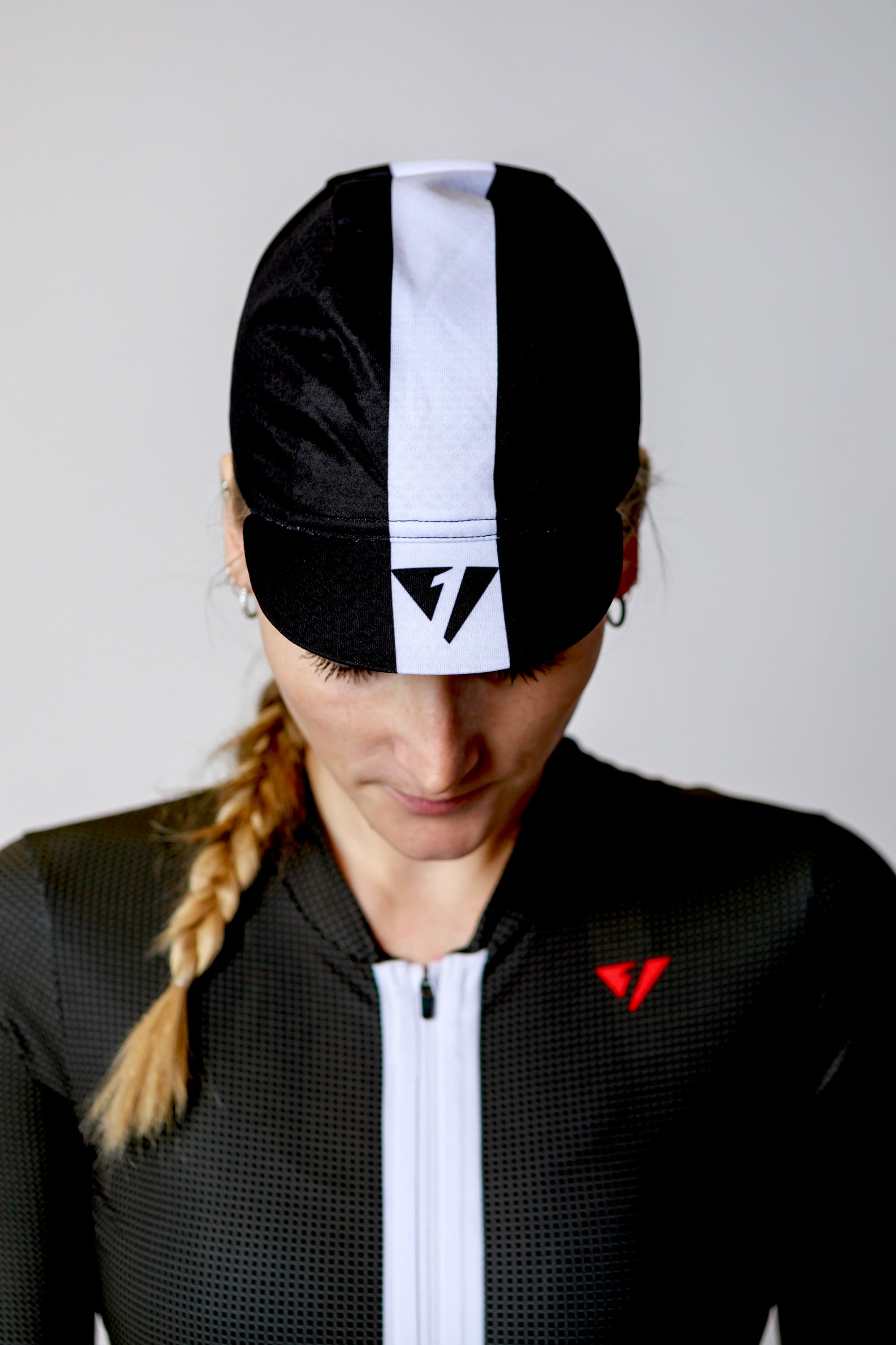 Women's ProSpec Rouleur SZ Jersey | TEAM ISSUE | Obsidian Black CF with white race stripe-6