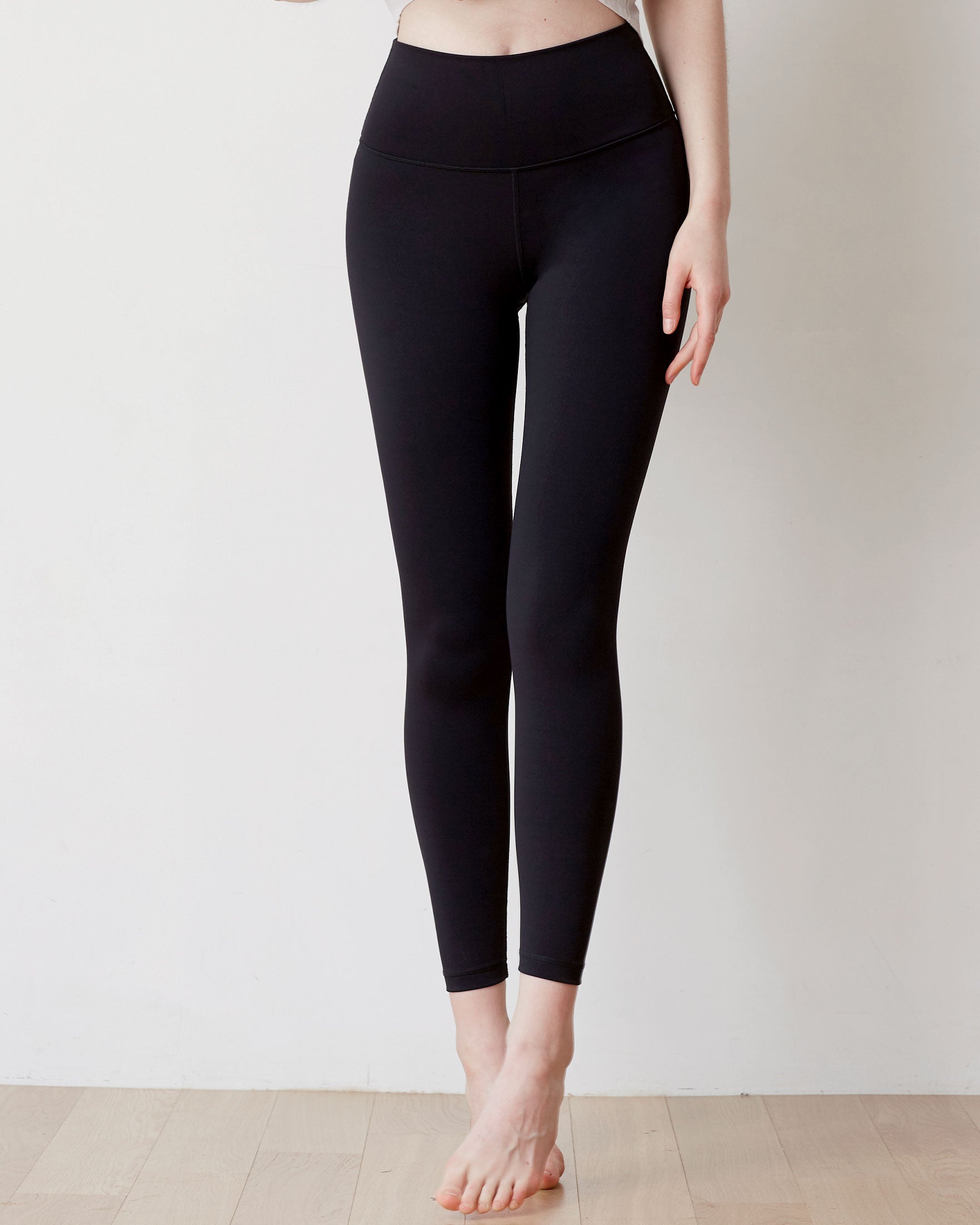 Essential Ventiflo™ Leggings 26"-7