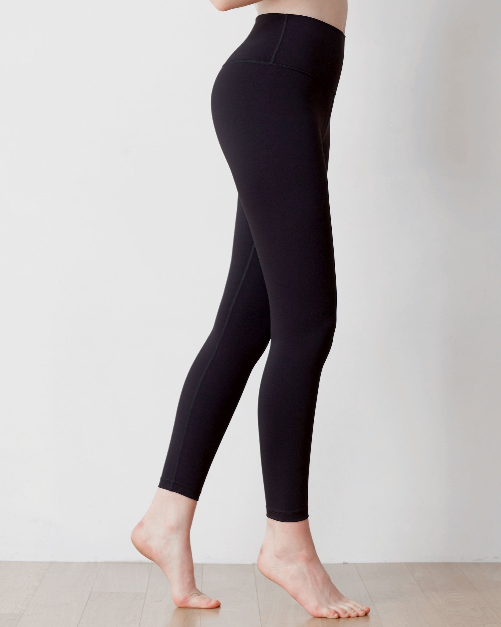 Essential Ventiflo™ Leggings 26"-8