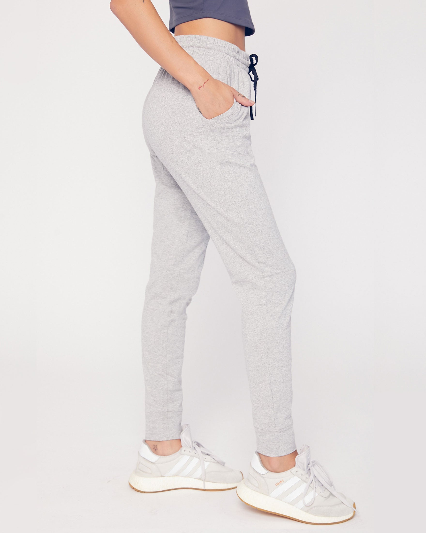Weekend Lite Joggers-1