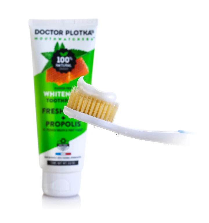 Mouth Watchers Adult Manual Toothbrush, Green