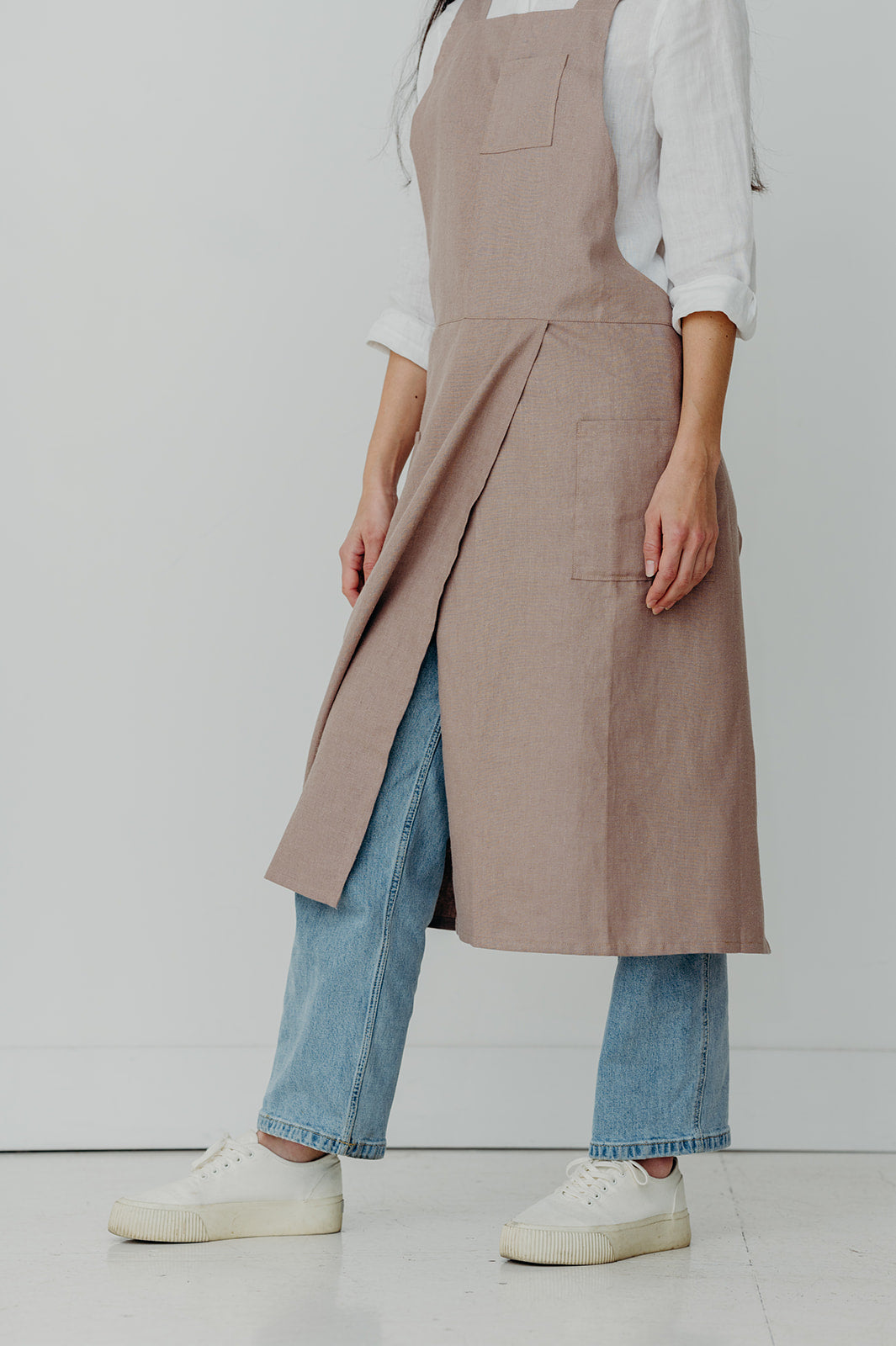 Split Leg Linen Smock Apron with Cross Back-2