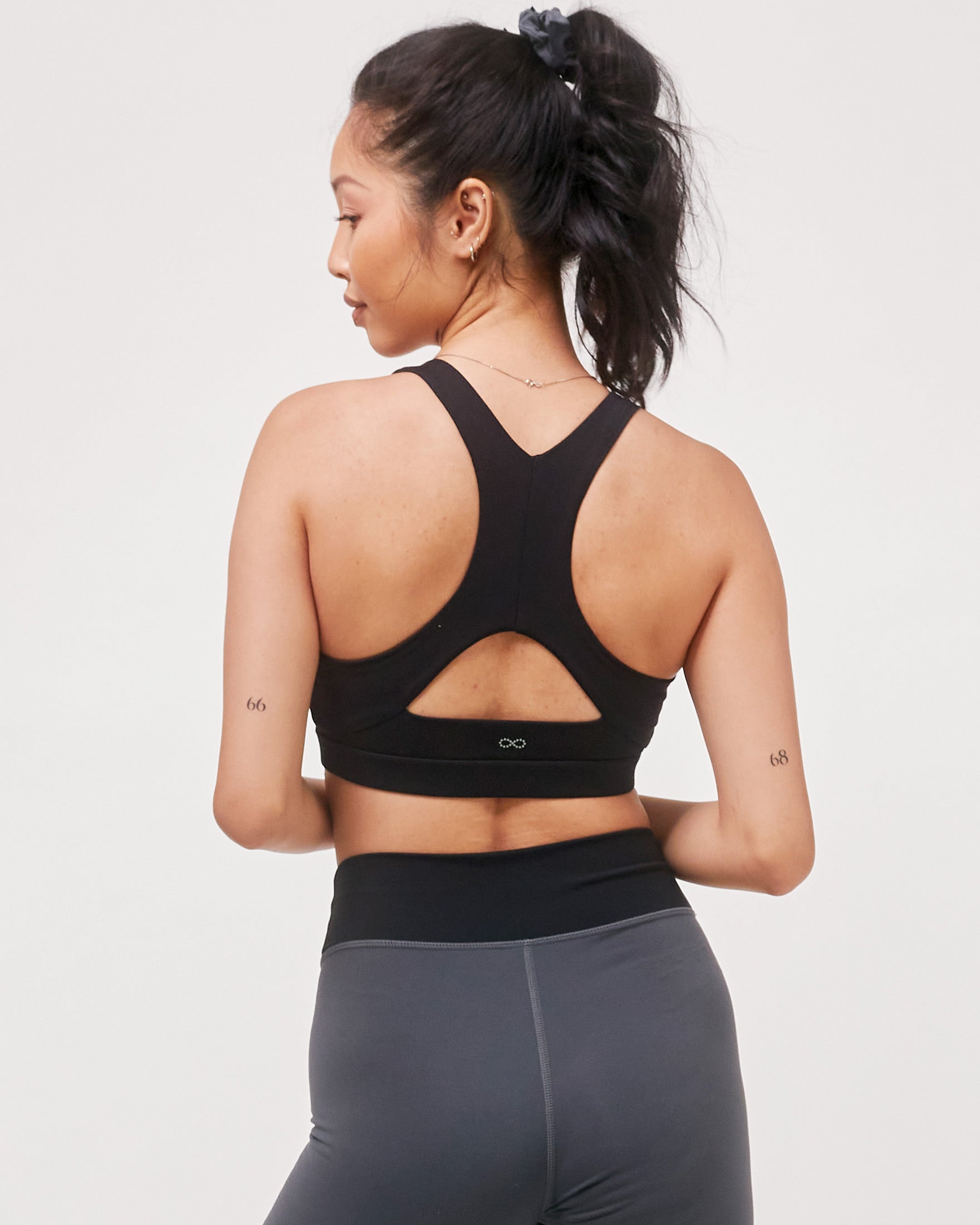 Swift Keyhole Racerback Bra-4
